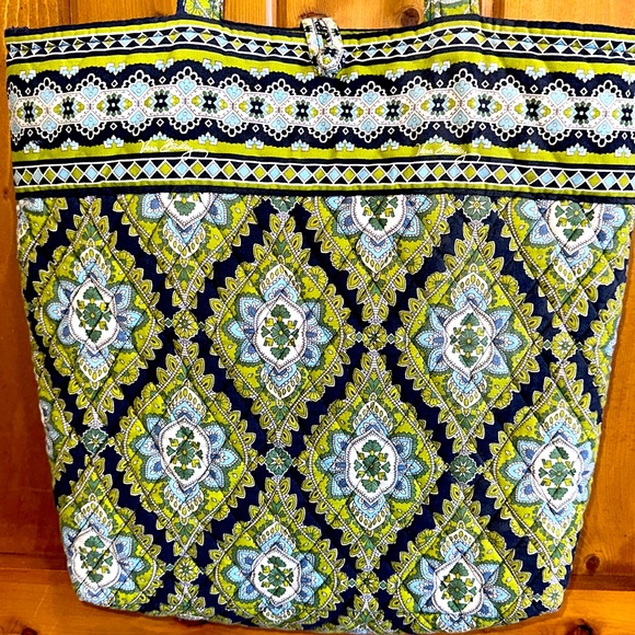 Fun Summer Vera bucket bag tote Green Navy Retired Cambridge - Picture 2 of 10